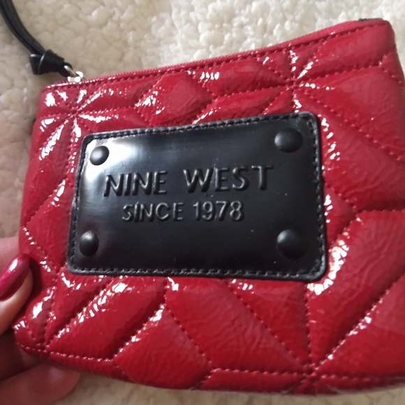 LAST CHANCENine West Coin Purse - Picture 2 of 4